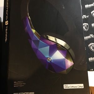 monster diamond tear headphone